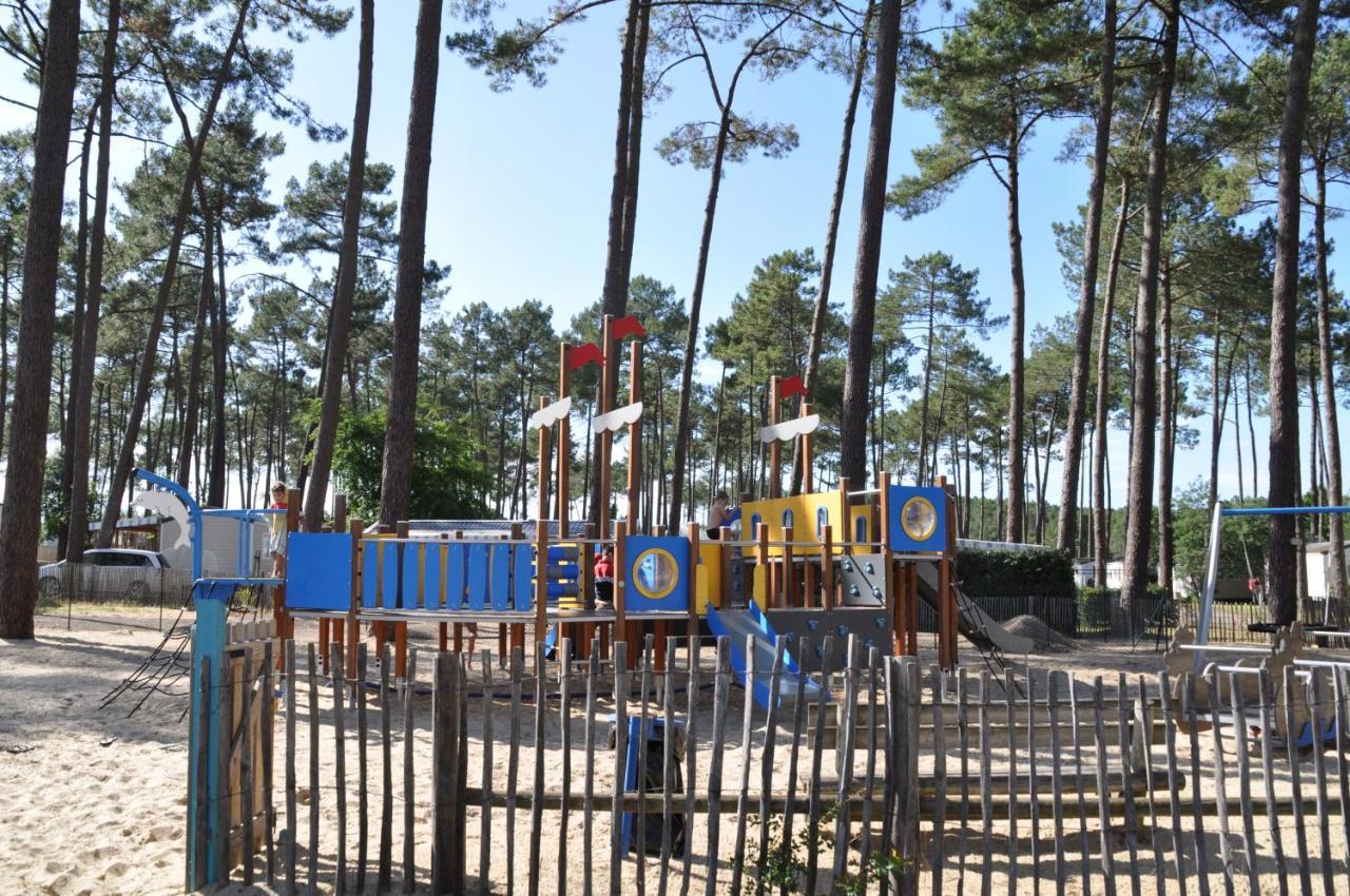 Mobilhome Cote Landaise Les Dunes De Contis 4 Saint-Julien-en-Born Ngoại thất bức ảnh